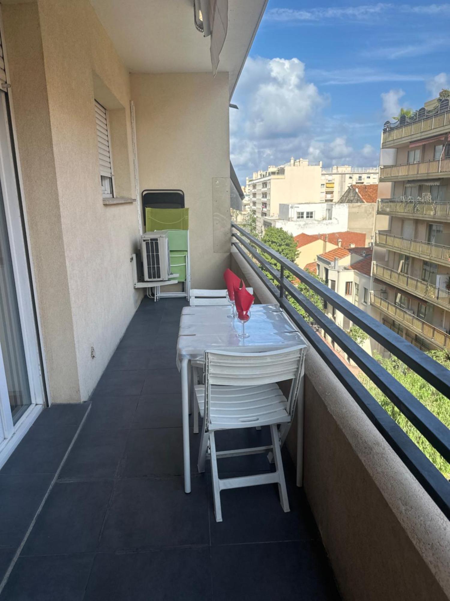 Le Mirador Lägenhet Antibes Exteriör bild